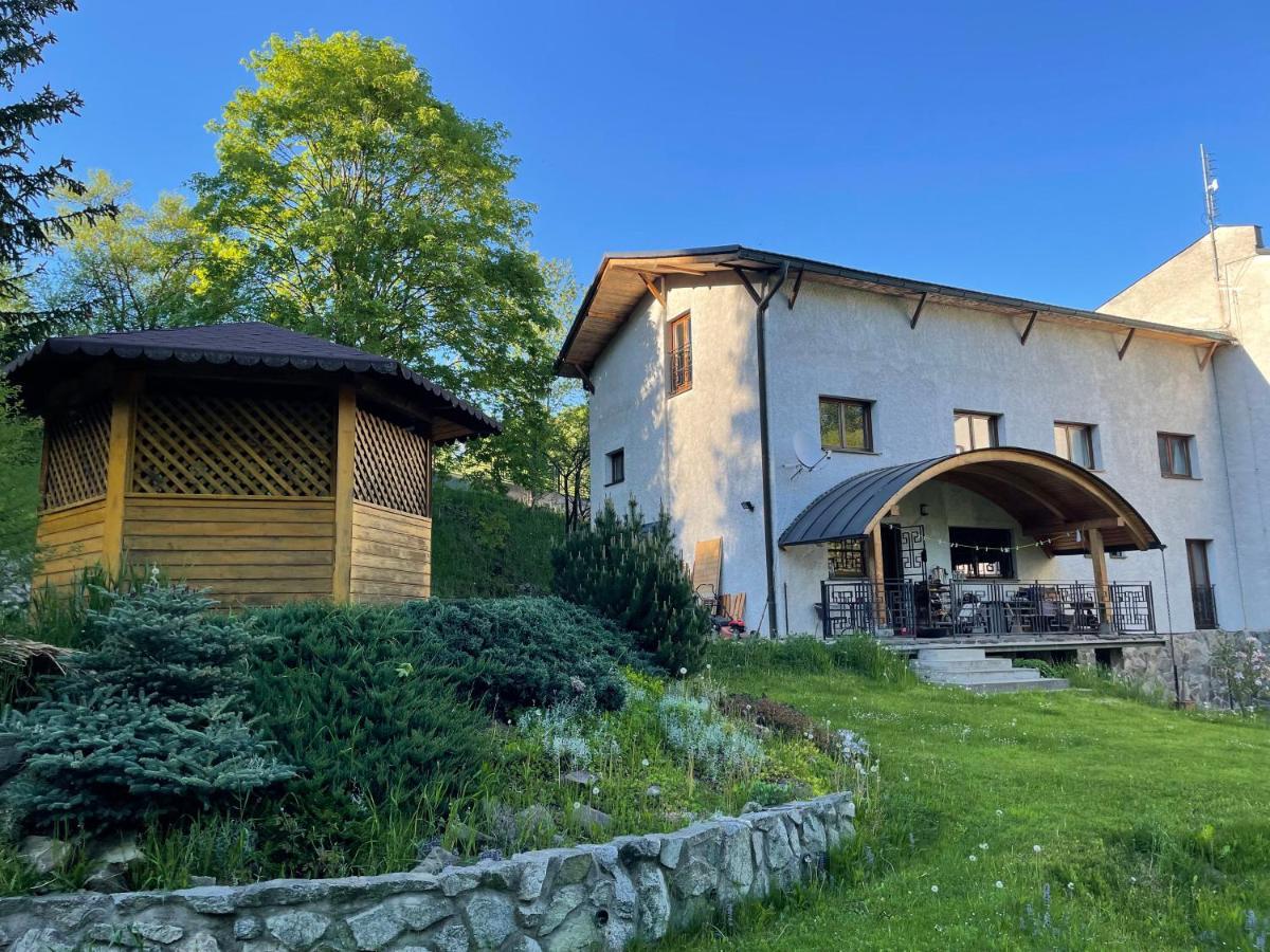 Hotel Brainy Krasno nad Kysucou Экстерьер фото