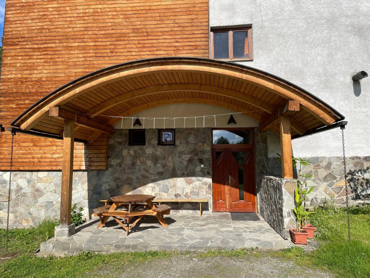 Hotel Brainy Krasno nad Kysucou Экстерьер фото